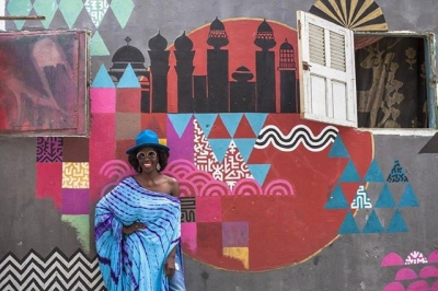 Au coeur de la Médina de Dakar, les façades se changent en musée à ciel ouvert