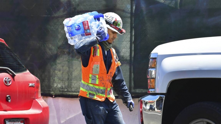 Vague de chaleur précoce dans l&#039;ouest des Etats-Unis, des records pourraient tomber