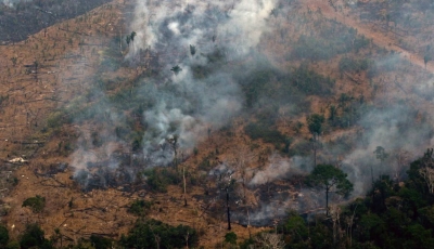 Le Brésil entre en action contre les incendies en Amazonie