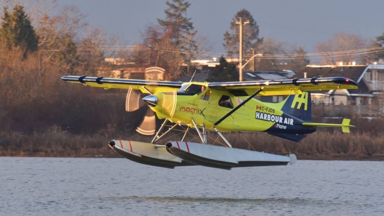 Canada: vol d&#039;essai réussi pour le premier hydravion commercial électrique