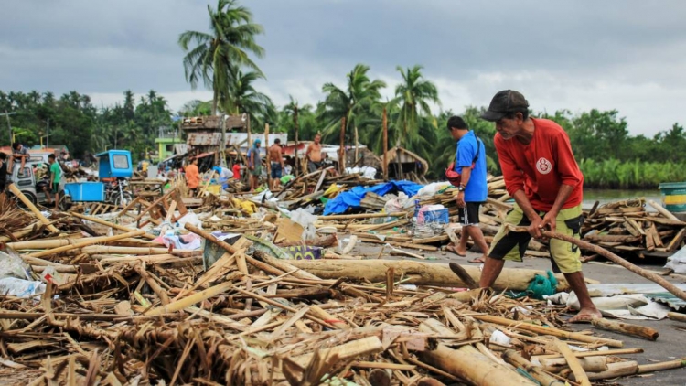 Philippines: le bilan du typhon Kammuri grimpe à quatre morts